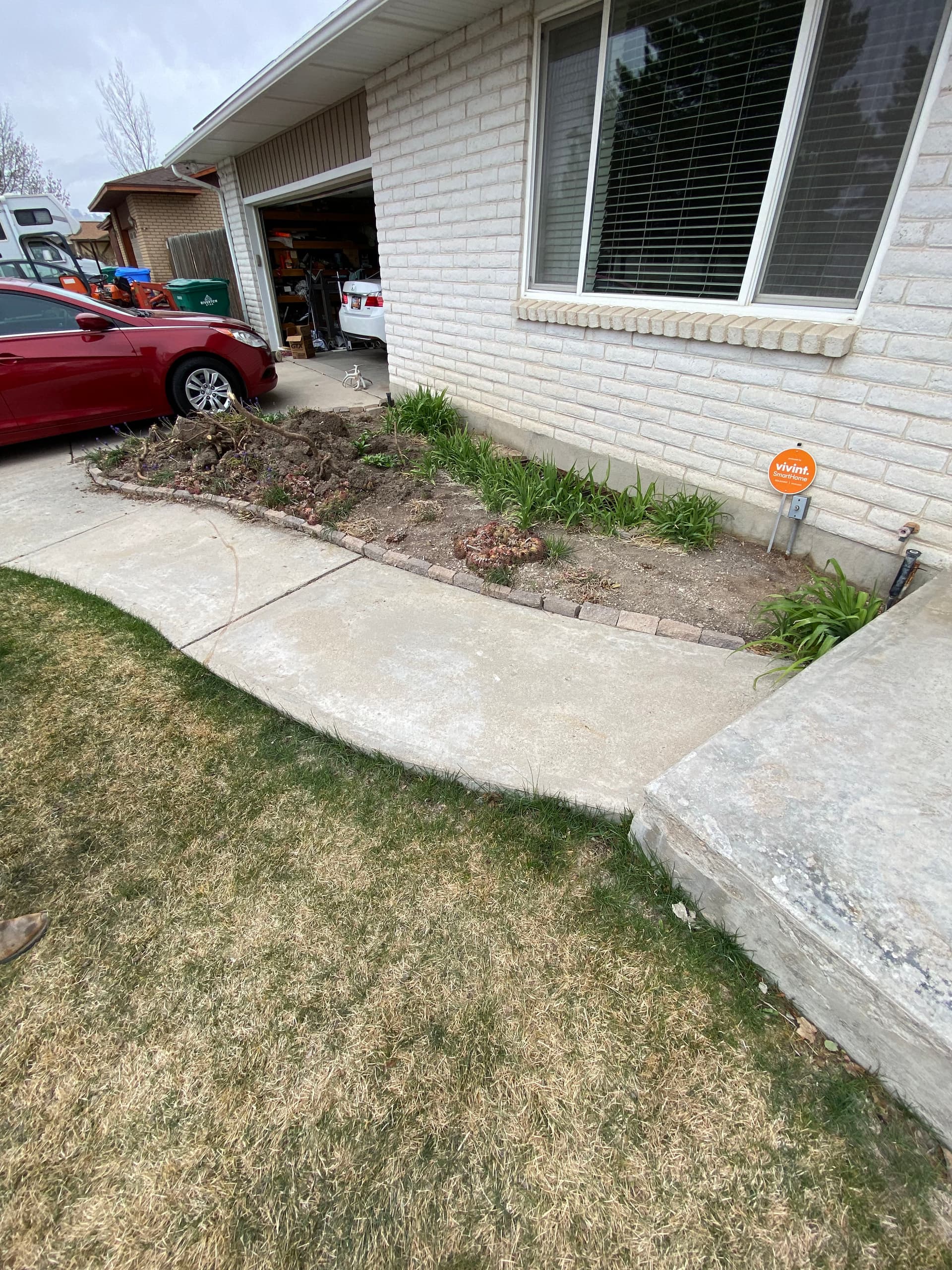 Front Bed Dry River Bed Design with Drip-Fed Pots image